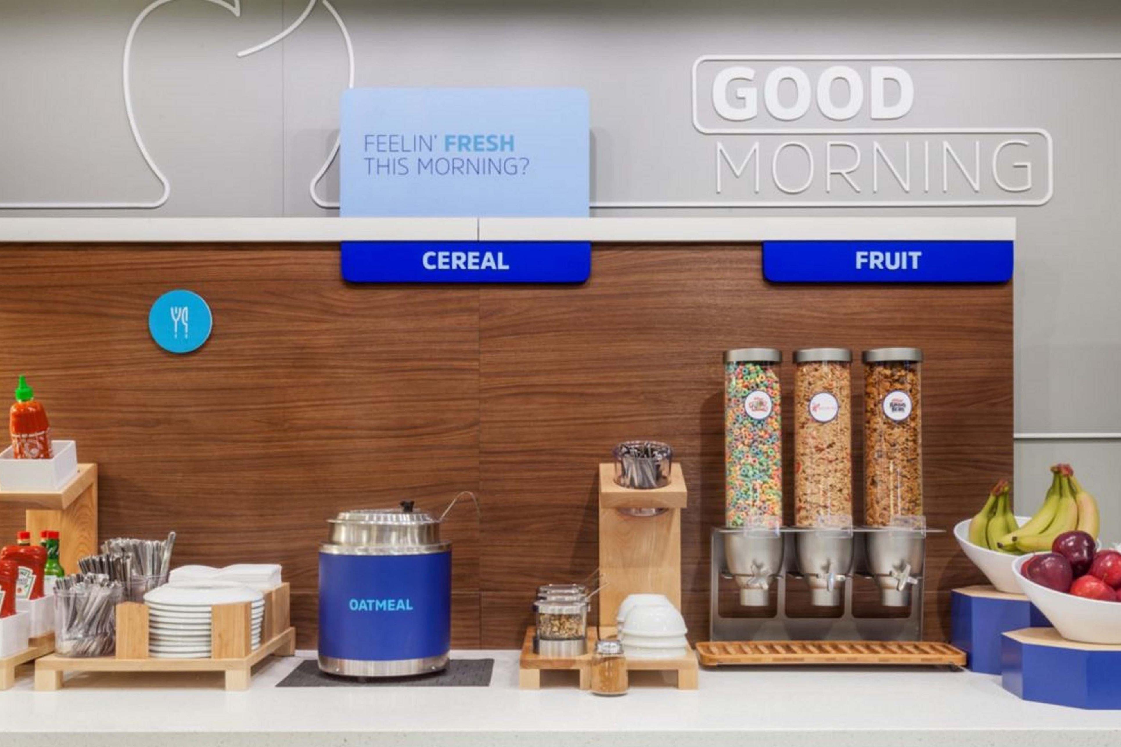 Holiday Inn Express & Suites Cleveland/Westlake By Ihg Eksteriør billede