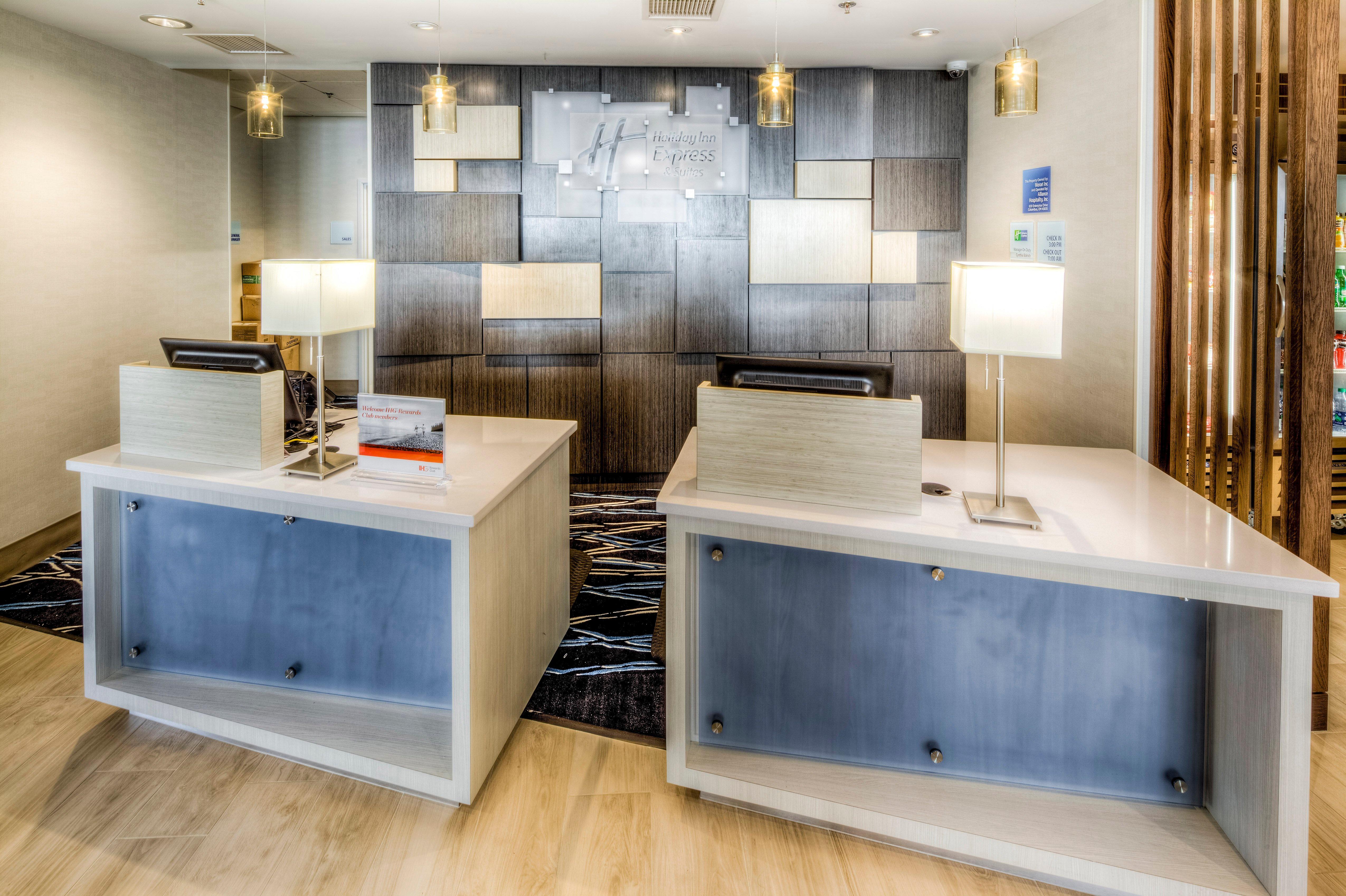 Holiday Inn Express & Suites Cleveland/Westlake By Ihg Eksteriør billede