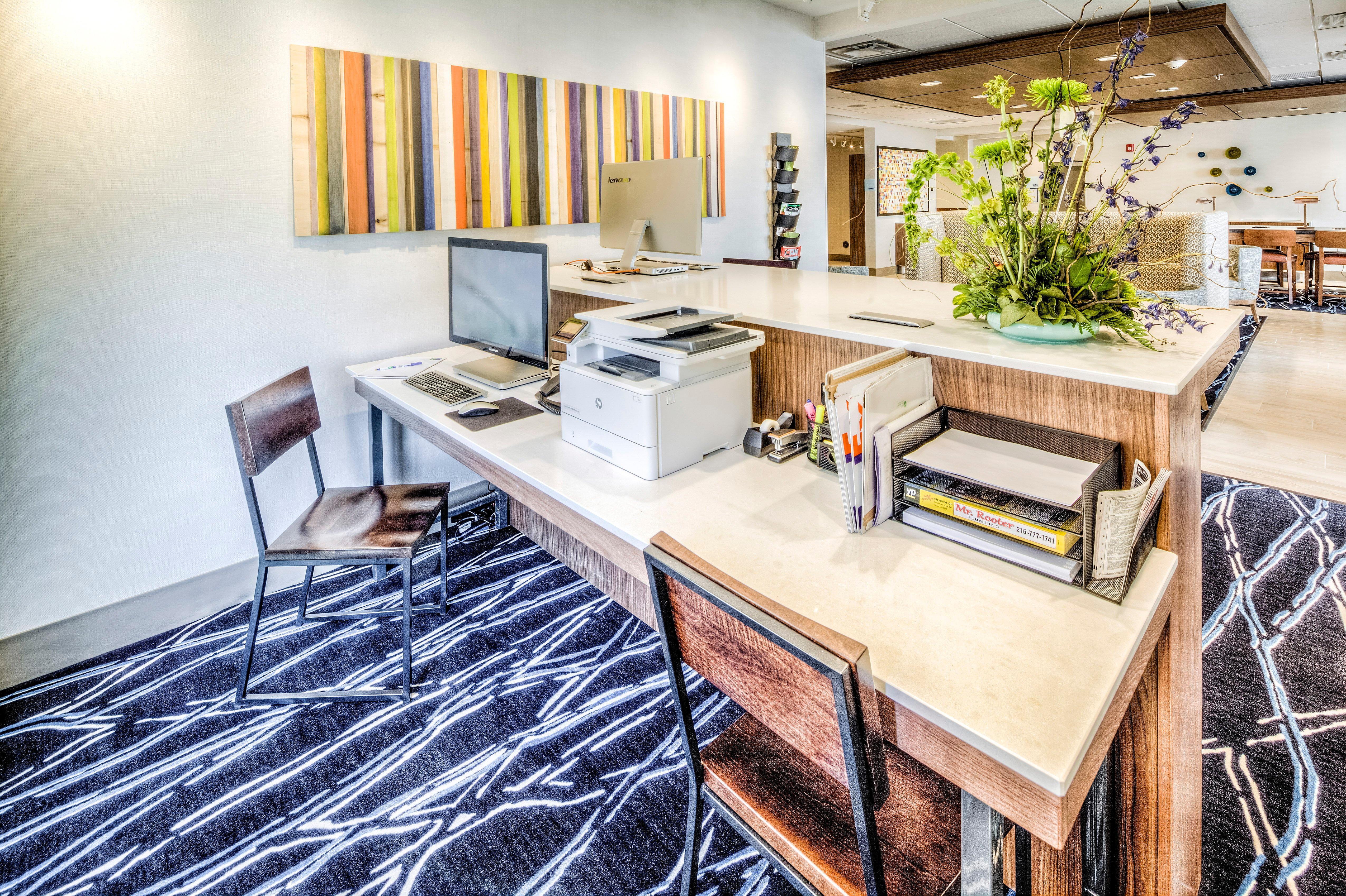 Holiday Inn Express & Suites Cleveland/Westlake By Ihg Eksteriør billede
